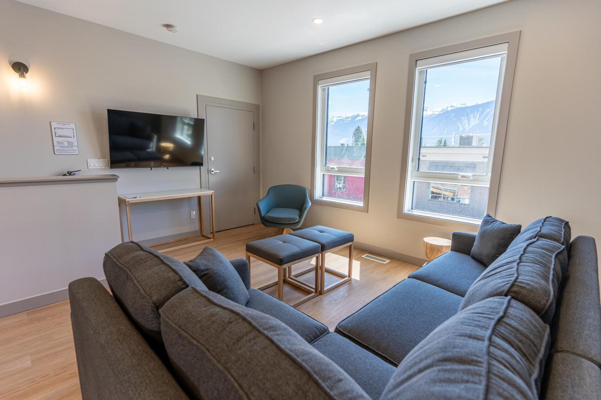Basecamp Suites Revelstoke Δωμάτιο φωτογραφία