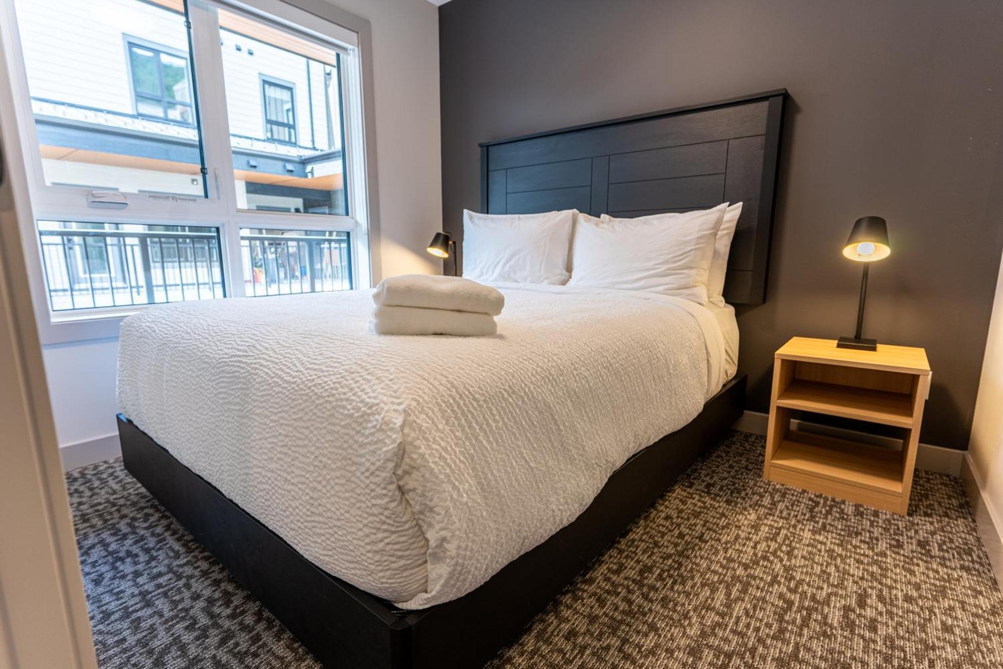 Basecamp Suites Revelstoke Δωμάτιο φωτογραφία